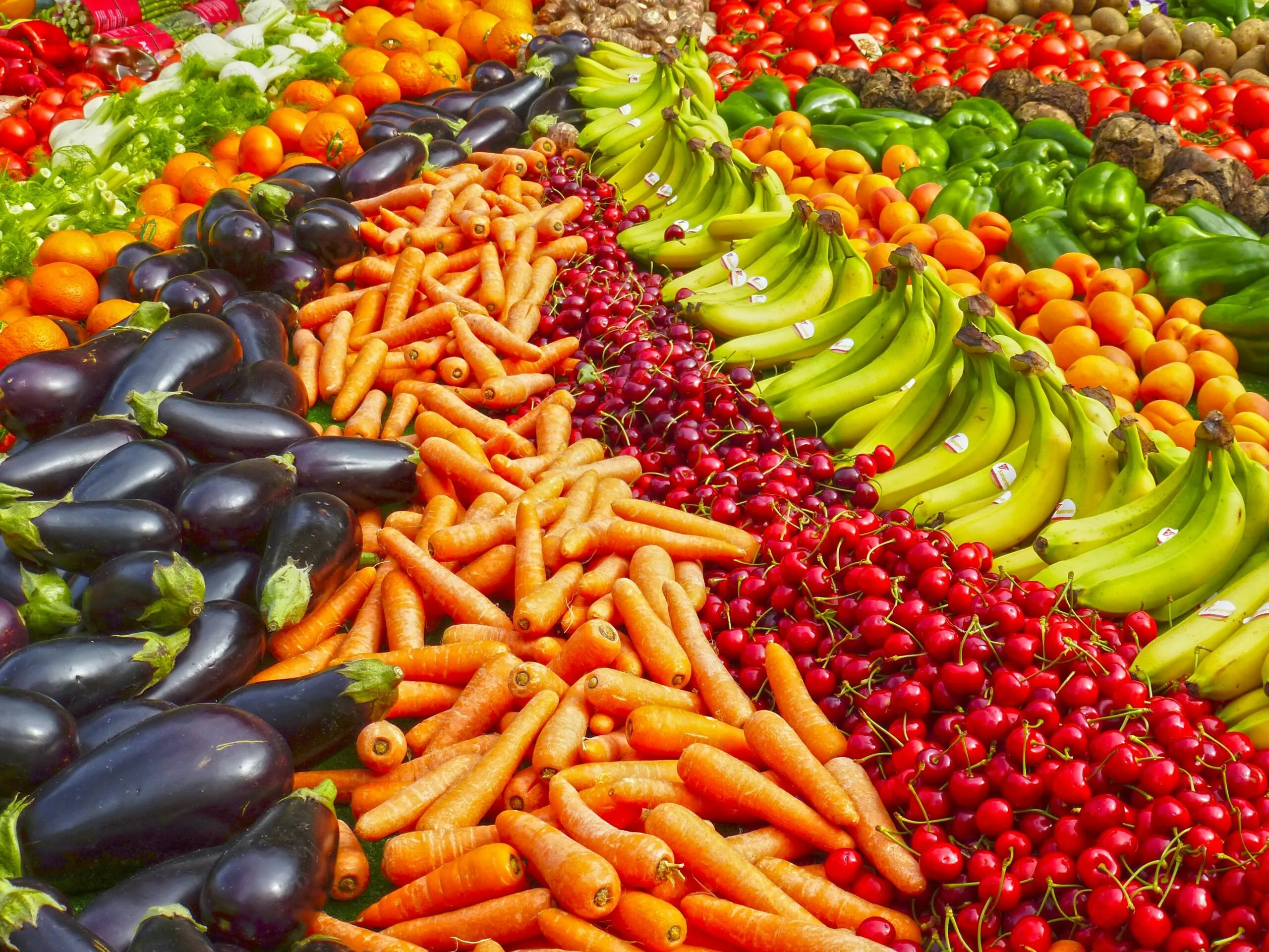 Silk microneedles for food preservation